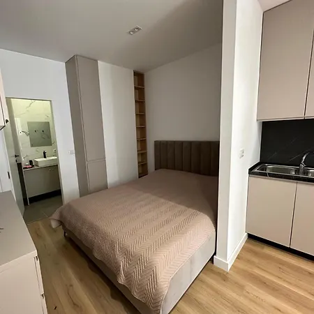 Appartement Center Barrikada Tirana